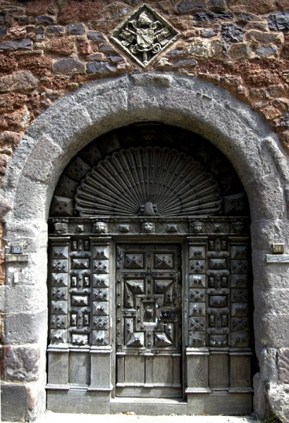 Carved Doorway, Exeter_UK - Early 17th cent.jpg